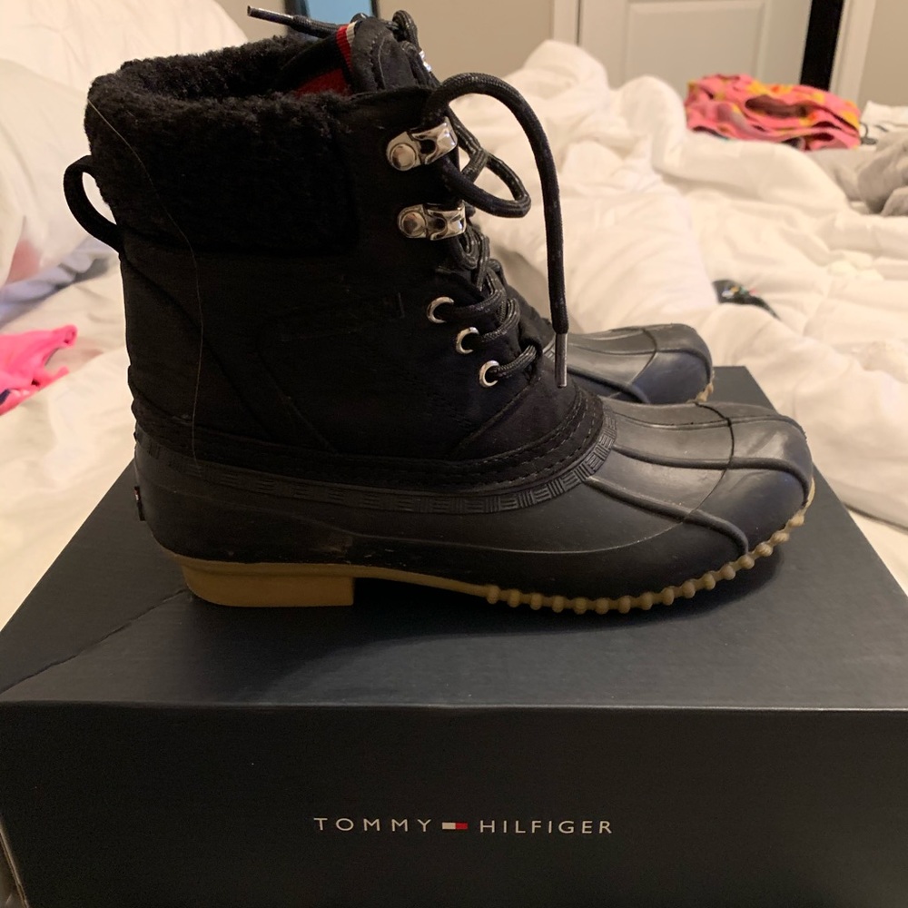 Tommy Hilfiger duck boots